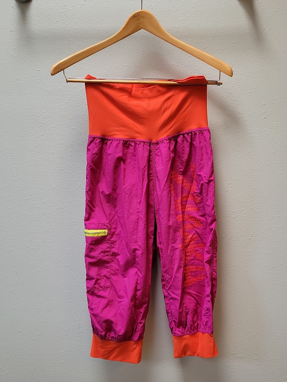 Zumba Fitness Two-Tone Pink and Orange Cropped Track Pants